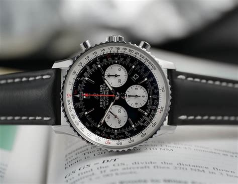 breitling navitimer blacksteel kautschukband|New Breitling Navitimer B01 Hands.